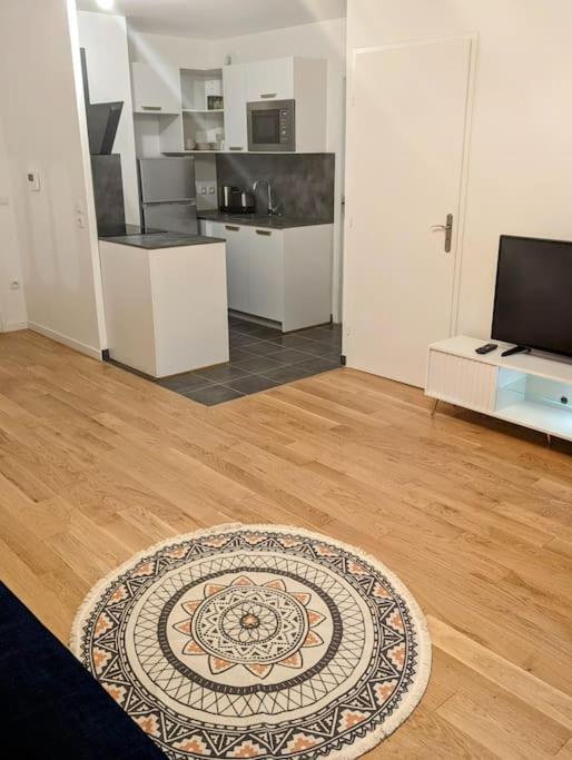 Charmant T2 Tout Neuf Avec Parking Plaisir Exterior foto